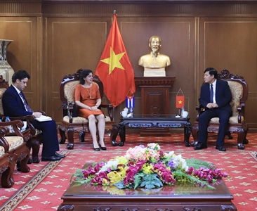 Lãnh đạo VKSND tối cao tiếp xã giao Đại sứ đặc mệnh toàn quyền Cuba tại Việt Nam